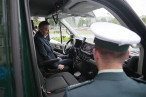 22.06.2020. Kielce. Przekazanie pojazdów dla Wojewódzkiego Inspektoratu Transportu Drogowego w Kielcach. Na zdjęciu: Zbigniew Koniusz - wojewoda świętokrzyski / Wiktor Taszłow / Radio Kielce