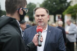 22.06.2020. Kielce. Konferencja Społecznego Komitetu Poparcia dla Andrzeja Dudy. Na zdjęciu: Marek Kwitek - poseł / Wiktor Taszłow / Radio Kielce