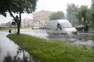 22.06.2020. Kielce. Ulewa / Wiktor Taszłow / Radio Kielce