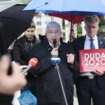 24.06.2020. Kielce. Konferencja posła Krzysztofa Lipca dotycząca Funduszu Inwestycji Samorządowych. Na zdjęciu (od lewej): Marek Kwitek - poseł, Krzysztof Lipiec - poseł, Krzysztof Słoń - senator / Wiktor Taszłow / Radio Kielce