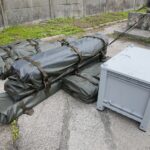 25.06.2020. Kielce. Wojewoda przekazuje namiot do dezynfekcji karetek / Wiktor Taszłow / Radio Kielce