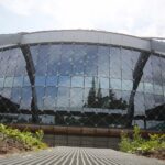 25.06.2020. Kielce. Prace wykończeniowe przy budowie dworca autobusowego / Wiktor Taszłow / Radio Kielce