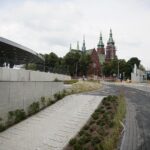 25.06.2020. Kielce. Prace wykończeniowe przy budowie dworca autobusowego / Wiktor Taszłow / Radio Kielce