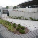 25.06.2020. Kielce. Prace wykończeniowe przy budowie dworca autobusowego / Wiktor Taszłow / Radio Kielce