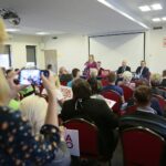 25.06.2020. Piekoszów. Akcja "Łączy nas Polska". Przemawia wiceminister Anna Krupka / Wiktor Taszłow / Radio Kielce