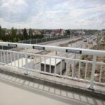 27.05.2020 Bilcza. Budowa kładki dla pieszych na ukończeniu / Wiktor Taszłow / Radio Kielce