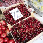 Kielce. Targowisko miejskie. Czereśnie / Wiktor Taszłow / Radio Kielce