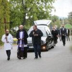 05.06.2020. Kielce/Cedzyna. Uroczystości pogrzebowe Andrzeja Borsa / Wiktor Taszłow / Radio Kielce