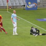 05.06.2020 Kielce. PKO Ekstraklasa. Mecz Korona Kielce - Piast Gliwice. Na zdjęciu (z lewej): Jacek Kiełb / Wiktor Taszłow / Radio Kielce