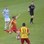 05.06.2020 Kielce. PKO Ekstraklasa. Mecz Korona Kielce - Piast Gliwice. Przy piłce Petteri Forsell / Wiktor Taszłow / Radio Kielce