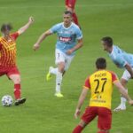 05.06.2020 Kielce. PKO Ekstraklasa. Mecz Korona Kielce - Piast Gliwice. Uderza: Petteri Forsell / Wiktor Taszłow / Radio Kielce