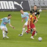 05.06.2020 Kielce. PKO Ekstraklasa. Mecz Korona Kielce - Piast Gliwice. Przy piłce: Matej Pućko / Wiktor Taszłow / Radio Kielce