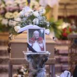 06.06.2020. Kałków. Uroczystości pogrzebowe ks. Czesława Wali / Wiktor Taszłow / Radio Kielce