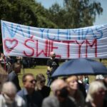 06.06.2020. Kałków. Uroczystości pogrzebowe ks. Czesława Wali / Wiktor Taszłow / Radio Kielce