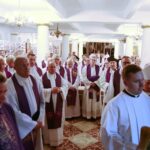 06.06.2020. Kałków. Uroczystości pogrzebowe ks. Czesława Wali / Wiktor Taszłow / Radio Kielce