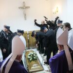 06.06.2020. Kałków. Uroczystości pogrzebowe ks. Czesława Wali / Wiktor Taszłow / Radio Kielce