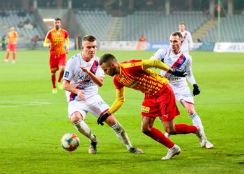 23.11.2019 Kielce. Mecz Korona Kielce - Raków Częstochowa / Wiktor Taszłow / Radio Kielce