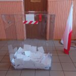 28.06.2020 Starachowice. Wybory prezydenckie. Obwodowa komisja wyborcza nr 1 / Anna Głąb / Radio Kielce