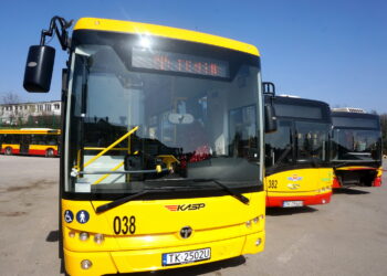 Nowe autobusy w MPK / Wiktor Dziarmaga / Radio Kielce