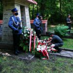 13.06.2020 Wykus. Uroczystości upamiętniające żołnierzy Zgrupowań Partyzanckich Armii Krajowej „Ponury-Nurt” / Emilia Sitarska / Radio Kielce