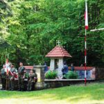 13.06.2020 Wykus. Uroczystości upamiętniające żołnierzy Zgrupowań Partyzanckich Armii Krajowej „Ponury-Nurt” / Emilia Sitarska / Radio Kielce