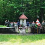 13.06.2020 Wykus. Uroczystości upamiętniające żołnierzy Zgrupowań Partyzanckich Armii Krajowej „Ponury-Nurt” / Emilia Sitarska / Radio Kielce