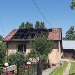 10.07.2020. Dobiesławice. Spalony dom / Marta Gajda / Radio Kielce