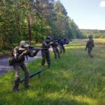 Kielce. Strzeleckie ćwiczenia w lesie na Stadionie / Jednostka Strzelecka 2105 Kielce