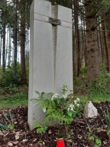Reportaż „TEN Polak”. Na zdjęciu: pomnik Stefana Dudy w Gallenbach / archiwum prywatne