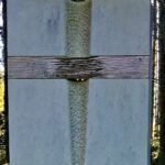 Reportaż „TEN Polak”. Na zdjęciu: pomnik, gdy ten element wypadnie ukaże się słowo miłość / archiwum prywatne