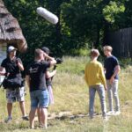 22.07.2020 Muzeum Wsi Kieleckiej w Tokarni. Plan filmu promującego świętokrzyskie atrakcje. / Magdalena Blicharska / Radio Kielce