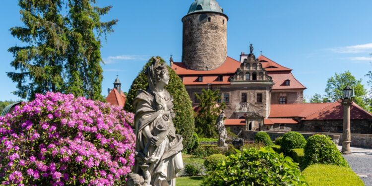 11.07.2020. Muzyczne podróże. Dolny Śląsk / Grażyna Woźniczka