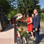 26.07.2020 Jankowice. Uroczystości  z okazji 76. rocznicy bitwy pod Pielaszowem. Na zdjęciu po prawej Robert Paluch - wójt gminy Wilczyce / Grażyna Szlęzak-Wójcik / Radio Kielce