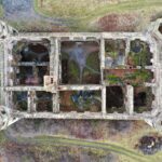 20.07.2020. Fotopuzzle z Radiem Kielce -  Pałac Tarłów w Podzamczu Piekoszowskim / Jarosław Kubalski / Radio Kielce