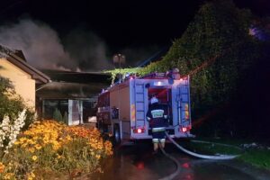 23.07.2020. Baćkowice. Pożar zabudowań gospodarczych / OSP Baćkowice