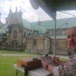 Jędrzejów. Piknik Malarski. Na zdjęciu: Artur Smerkowski / Ewa Pociejowska-Gawęda / Radio Kielce