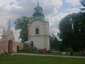 Jędrzejów. Piknik Malarski / Ewa Pociejowska-Gawęda / Radio Kielce