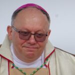 19.07.2020. Małogoszcz. Prymicyjna msza święta arcybiskupa Henryka Jagodzińskiego. Na zdjęciu: abp. Henryk Jagodziński / Ewa Pociejowska-Gawęda / Radio Kielce