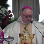 19.07.2020. Małogoszcz. Prymicyjna msza święta arcybiskupa Henryka Jagodzińskiego. Na zdjęciu: abp. Henryk Jagodziński / Ewa Pociejowska-Gawęda / Radio Kielce