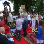 19.07.2020. Małogoszcz. Prymicyjna msza święta arcybiskupa Henryka Jagodzińskiego / Ewa Pociejowska-Gawęda / Radio Kielce