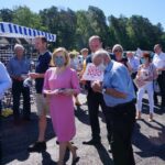 05.07.2020. Miedziana Góra. Wiceminister Anna Krupka zachęca do wsparcia Andrzeja Dudy. Na zdjęciu (w środku): Anna Krupka - wiceminister sportu / Michał Kita / Radio Kielce