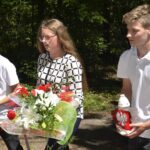 10.07.2020. Kaziny. Uroczystości z okazji Dnia Walki i Męczeństwa Wsi Polskiej. Na zdjęciu: młodzież szkolna / Ewa Pociejowska-Gawęda / Radio Kielce