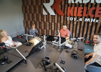 28.07.2020 Radio Kielce. Punkty Widzenia. Na zdjęciu (od lewej): Katarzyna Suchańska - radna Rady Miasta Kielce, Katarzyna Czech-Kruczek - radna Rady Miasta Kielce, Robert Szumielewicz - Radio Kielce i Dariusz Kisiel - radny Rady Miasta Kielce / Piotr Kwaśniewski / Radio Kielce