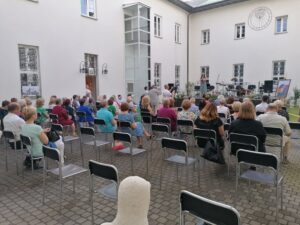 26.07.2020 Pińczów. Muzeum Regionalne. 22. Koncert Pamięci Jana Góreckiego / Marta Gajda / Radio Kielce