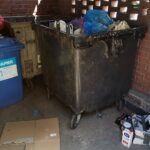 30.07.2020. Kielce. Przepełnione altany śmietnikowe / Piotr Kwaśniewski / Radio Kielce