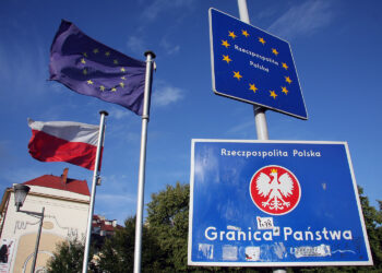 granica państwa, unia europejska, znaki / Robert Felczak / Radio Kielce