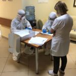 02.07.2020. Kielce. Pobieranie wymazów od pracowników hospicjum / Marcin Kowal / 10. Świętokrzyska Brygada Obrony Terytorialnej