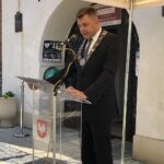 04.07.2020. Sandomierz. Otwarcie wystawy z okazji 450. rocznicy podpisania Zgody Sandomierskiej. Na zdjęciu: Marcin Marzec - burmistrz Sandomierza / Grażyna Szlęzak-Wójcik / Radio Kielce