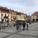 18.07.2020. Sandomierz. Turyści. Na zdjęciu: Sylwia Kotowska z córką Martą - turystki z Łodzi / Grażyna-Szlęzak-Wójcik / Radio Kielce