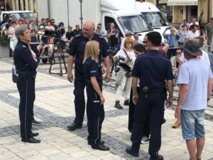 21.07.2020 Sandomierz. Plan filmu „Ojciec Mateusz” / Grażyna Szlęzak-Wójcik / Radio Kielce